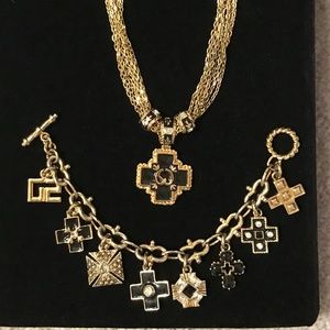 St. John Accessories - St. John Golden Chain Belt St. John Accessories - St. John Golden Chain Belt